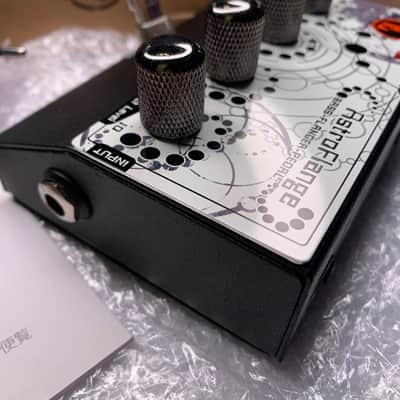 Eden Amplification Astroflange Bass Flanger 2010s - White image 6