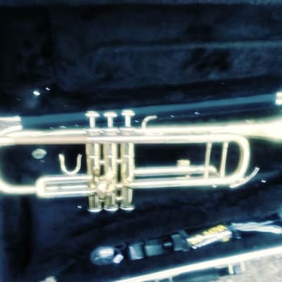 Anthem TP-713-307 Student Trumpet Gold Lacquer with Yamaha 11B4 Mouthpiece image 7