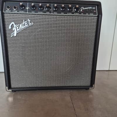 Fender Champion 40 2-Channel 40-Watt 1x12" Guitar Practice Amp 2013 - 2024 - Black image 1