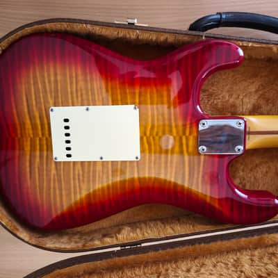 Fender Stratocaster 1994 - Foto Flame image 10