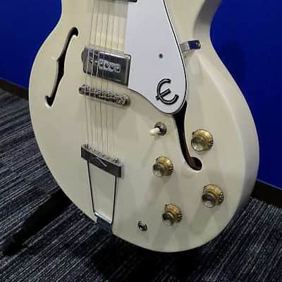 Epiphone Casino White Used Made in Japan w/Gigbag image 4