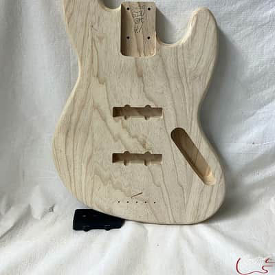 Guitar Mill '60s J-Style Bass Body / Ultra Light Swamp Ash / 4 lbs. 1 oz. (#GIN-3610-U) image 1