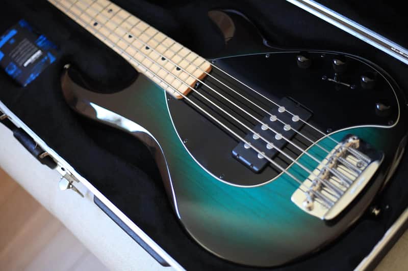 Music Man Classic StingRay 5 2003 Blueburst image 1