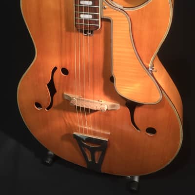 Nardan Model 100 MIJ 1950's/60's Archtop Spruce top Maple back & sides image 2