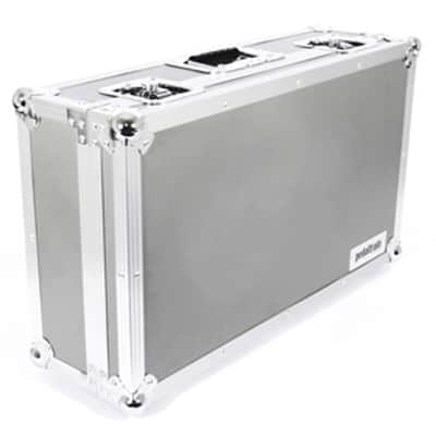 Pedaltrain Classic 2 24x12.5" Pedalboard - with Tour Grade Case image 2