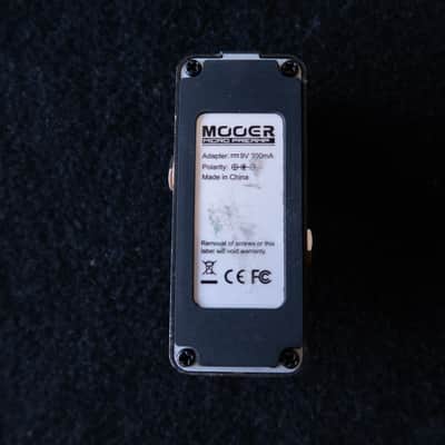 Mooer 009 Blacknight Micro Preamp 2010s - Black/Red image 4
