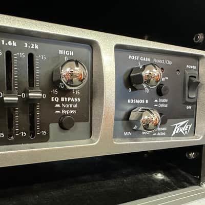 Peavey Tour Series 700w Bass Amp Head 2010s - Silver/Black image 3