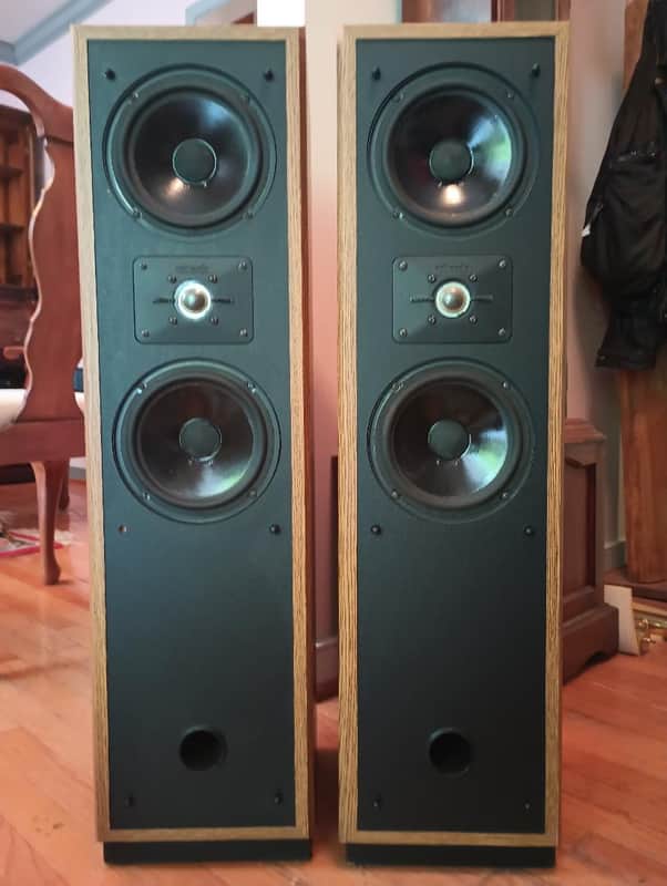 Polk RTA 8T speakers in excellent condition - 1980's image 1