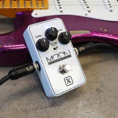 Keeley Moon "Glow in the Dark" Op-Amp Fuzz Pedal - Exclusive Moonglow Custom Shop Edition image 7