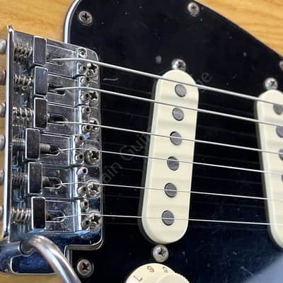 1982 Fender - Stratocaster - Vintage - ID 2635 image 9