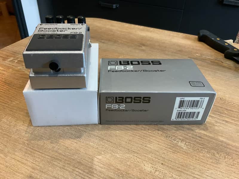 Boss FB-2 Feedback/Booster | Reverb France