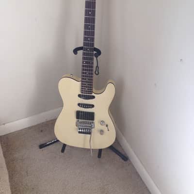 Washburn WT-4V 1980s Vintage White image 1