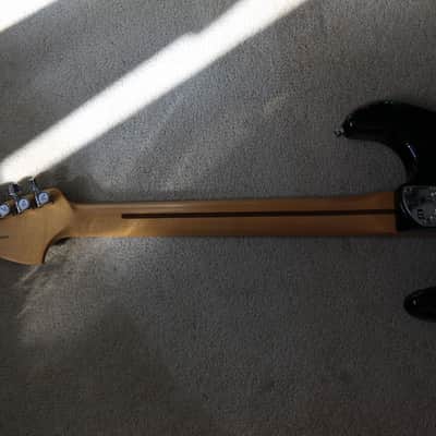 Fender The Edge Artist Series Signature Stratocaster 2016 - 2019 - Black image 8