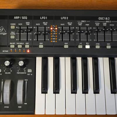 Behringer DeepMind 12 49-Key 12-Voice Polyphonic Analog Synth 2016 - Present - Black image 5