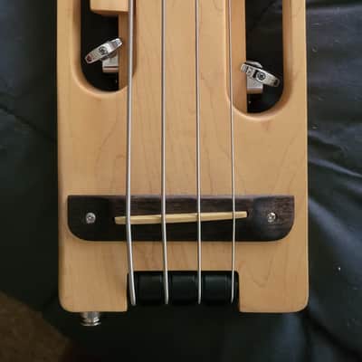 Traveler ULB-NAT Ultra-Light Acoustic/Electric Travel Bass - Natural image 2