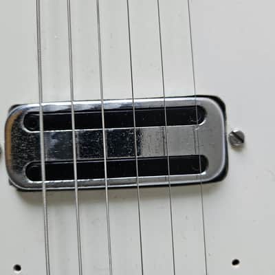 1958 Rickenbacker 425, slab body - Jetglo image 8