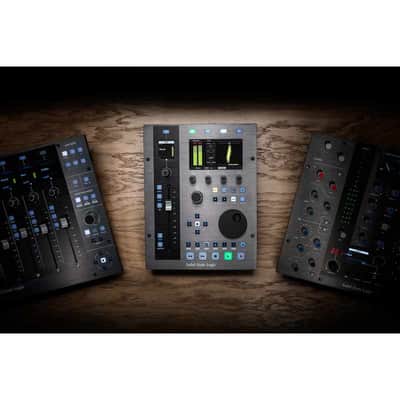 SOLID STATE LOGIC UF1 1 fader, 2 écrans LCD, 5 encodeurs image 5