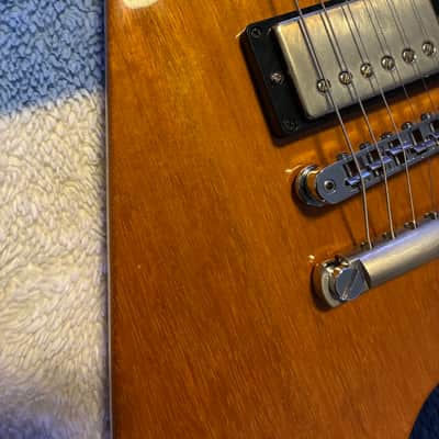 Gibson Flying V 2019 - 2023 - Antique Natural Custombuckers image 2