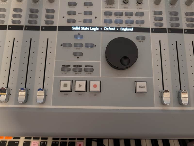 Solid State Logic Nucleus 2 16-Channel Digital Mixer and Control Surface 2016 - 2019 - White image 1