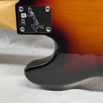 Fender American Performer Precision Bass 4-string P-Bass 2021 - 3-Color Sunburst / Rosewood fingerboard image 12