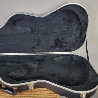 Fender Red Label "Chainsaw" Bass Case - Black image 4