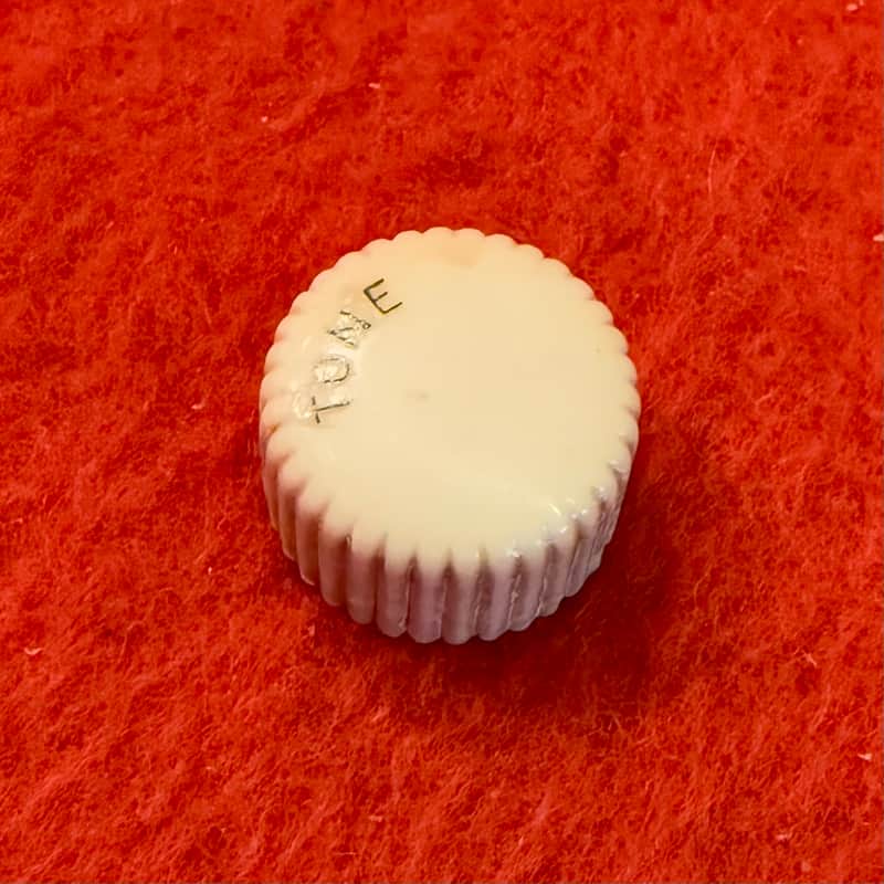 Silvertone/ Harmony Cupcake volume knob 1960 - Creme original vintage USA image 1
