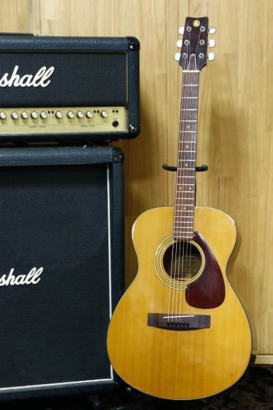 1970's made Vintage Acoustic Guitar Yamaha FG-130 GREEN Label Made