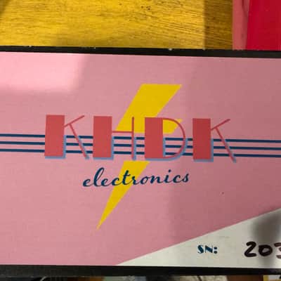KHDK Electronics Flamingo Beach 2021 - Pink image 2