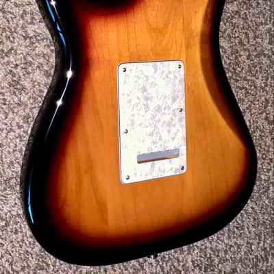 2023 Fender Vintera II '50s Stratocaster with Maple Fretboard Sunburst electric guitar image 13