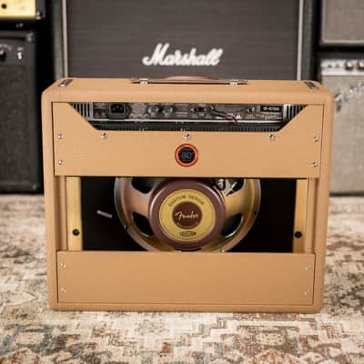 Fender '62 Deluxe Amp image 4
