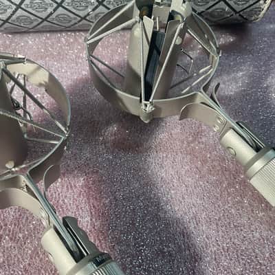 Neumann EA 21 PAIR SHOCK MOUNT VINTAGE ORIGINAL image 13