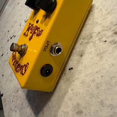 Prescription Electronics Hayfuzz 2007 - Yellow image 2