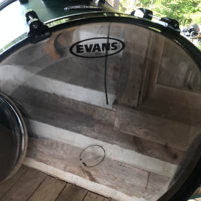Pearl  Vision SST 22” Bass Drum matte/brushed/green? image 4