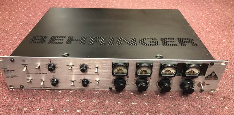 Behringer T1953 Tube Ultragain Vintager Series 2-Channel Mic/Line