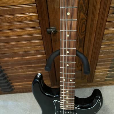 MINT Fender Stratocaster w/Walnut Fretboard w/soft case image 5