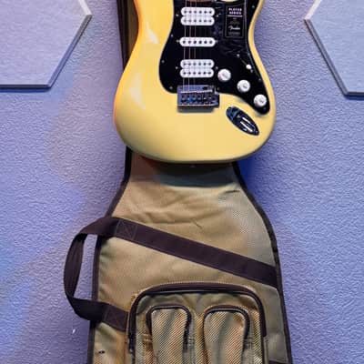 Fender Player II Stratocaster HSS 2024 - Present - Hialeah Yellow (MEX) image 1