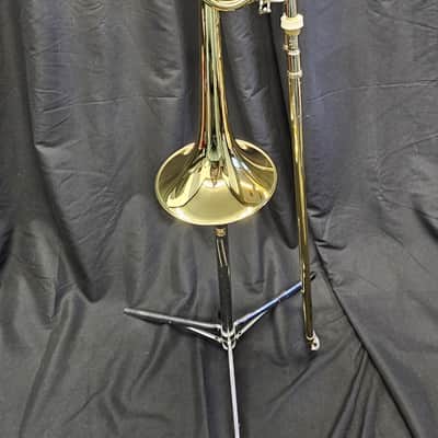 Bach 42BOF Stradivarius Professional Bb Tenor Trombone 2026 - Lacquered Brass w/ Nickel with Case image 1