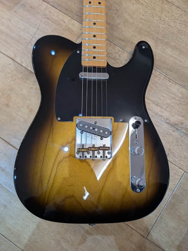 Fender Classic Player Baja Telecaster 2012 - 2 Color Sunburst