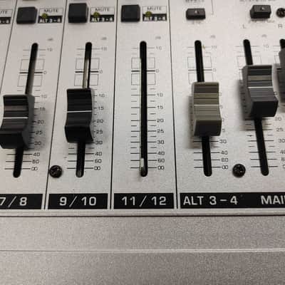 Behringer Eurorack MX1604A 16-Channel Mic / Line Mixer 2000s - Silver image 12