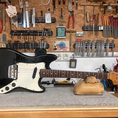 Fender musicmaster 1978 image 4