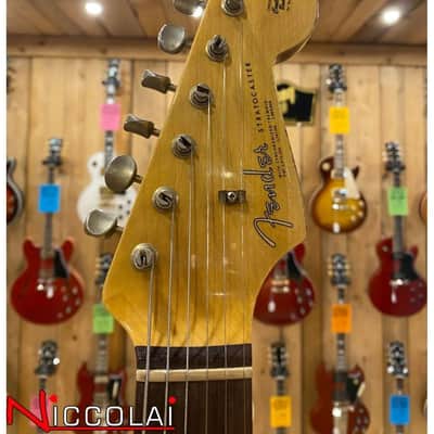 FENDER Michael Landau Signature 1963 Stratocaster, Round-Laminated Rosewood, Fiesta Red over 3-Color Sunburst image 16