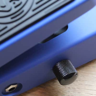 DUNLOP AT95 Akira Takasaki Signature Cry Baby Fuzz Wah image 5