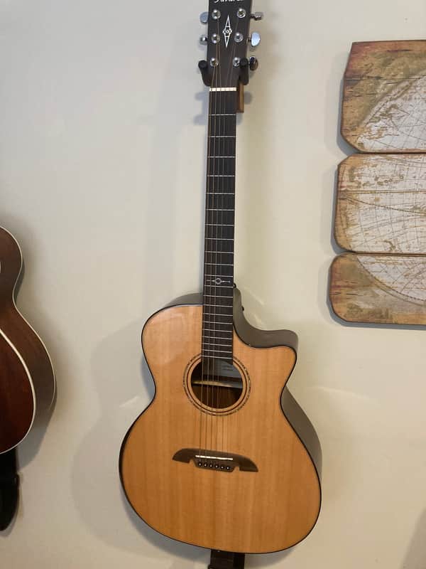 Alvarez AG710cear 2020s - Natural gloss