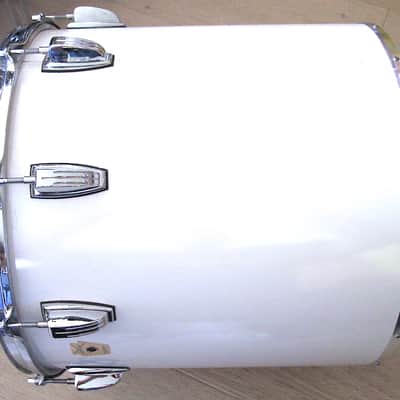 16" x 15" Ludwig Tom Drum image 9