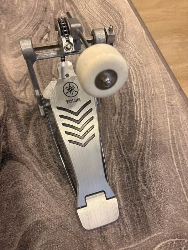 Yamaha FP-7210A Chain Drive Single Bass Drum Pedal, Silver image 1
