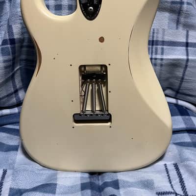 Fender FSR VINTERA ROAD WORN '70S STRATOCASTER 2023 - Olympic White image 6