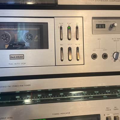 Onkyo stereo system A-7040 - Silver image 2