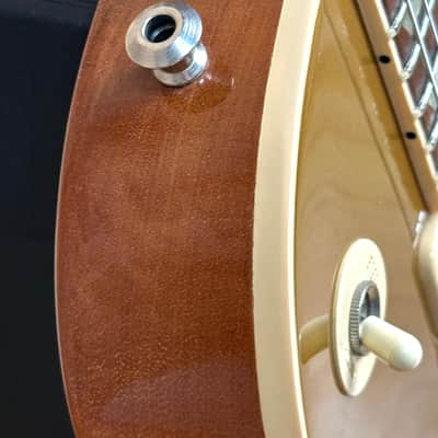 2000 Gibson Les Paul Deluxe 30th Anniversary - Bullion Gold Top image 8