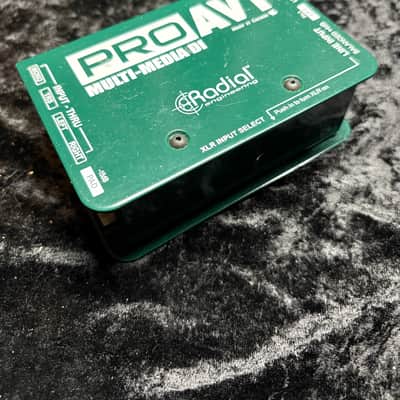 Radial Engineering ProAV1 Multi-media Passive DI Direct Box (original packing) image 1