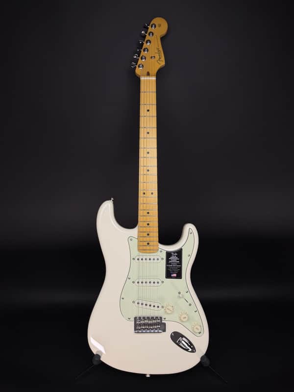 Fender Limited Edition American Professional Classic Stratocaster Featuring the Fender Silent System - Olympic White image 1